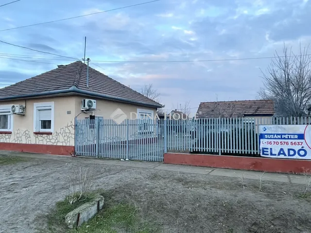 Eladó ház Lajosmizse 88 nm