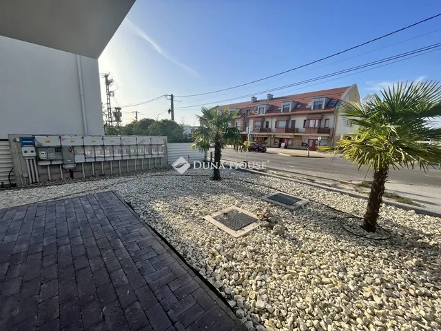 Kiadó lakás Dabas 84 nm