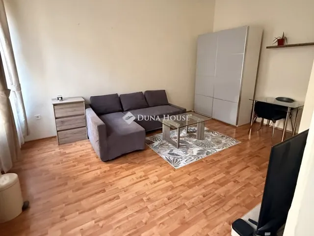 Kiadó lakás Budapest I. kerület 33 nm