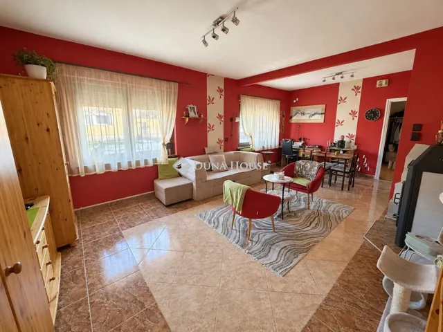 Eladó ház Kecskemét 74 nm