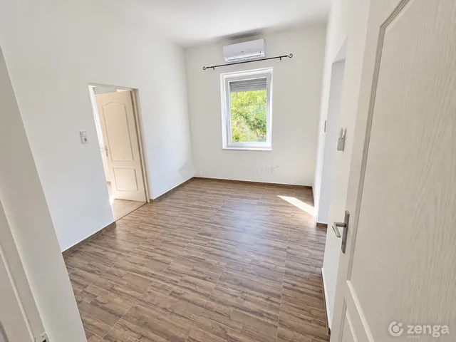 Eladó ház Kecskemét 65 nm