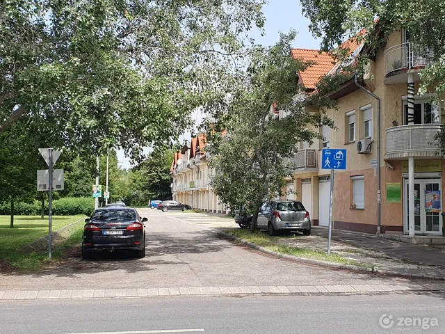 Kiadó lakás Budapest XVIII. kerület, Gloriett-telep 94 nm