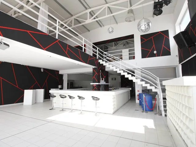 Kiadó kereskedelmi és ipari ingatlan Sopron 400 nm