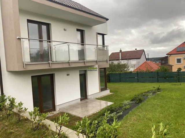 Eladó lakás Sopron 72 nm
