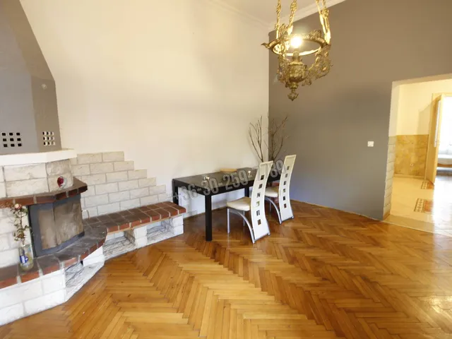 Eladó lakás Sopron, Belváros 213 nm