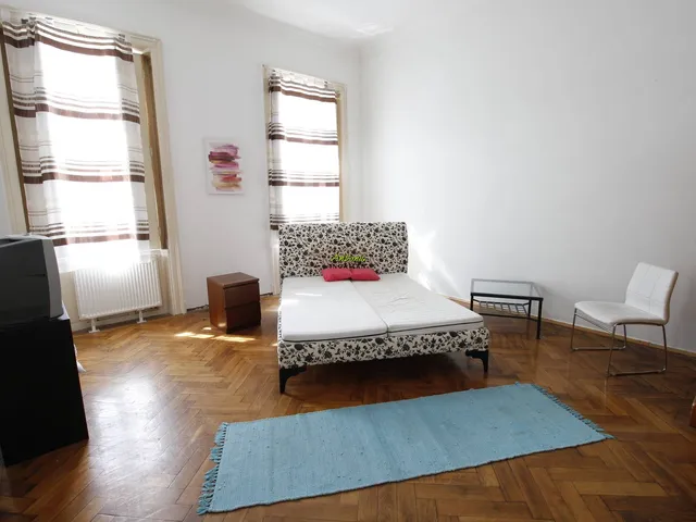 Eladó lakás Sopron, Belváros 213 nm