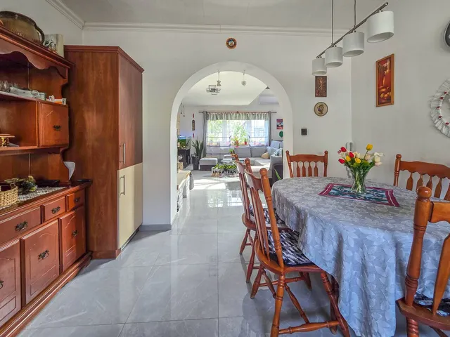 Eladó ház Sopron, Ravazd utcai lakótelep 150 nm