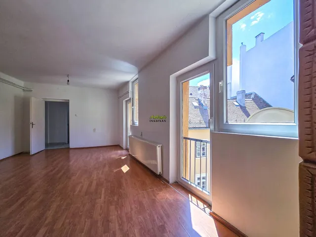 Eladó lakás Sopron, Belváros 89 nm