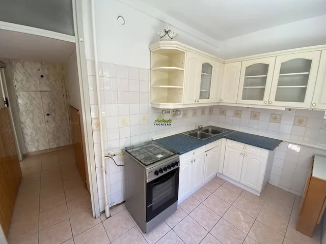 Eladó lakás Sopron, Jereván-lakótelep 49 nm