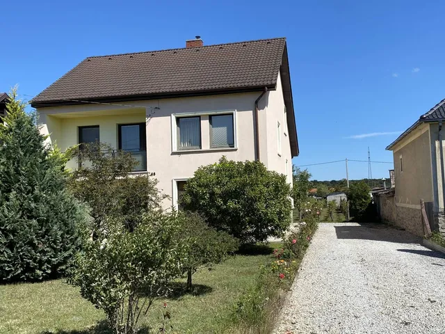 Eladó ház Kópháza 130 nm