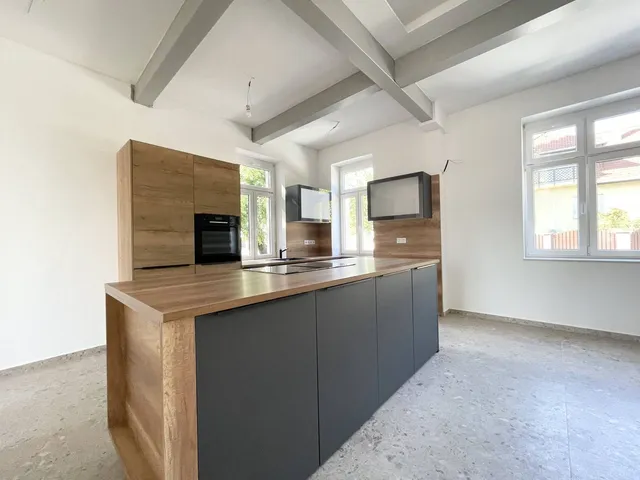Eladó ház Sopron 295 nm