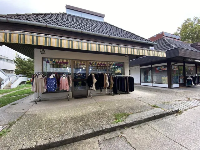 Eladó kereskedelmi és ipari ingatlan Sopron, Belváros 60 nm