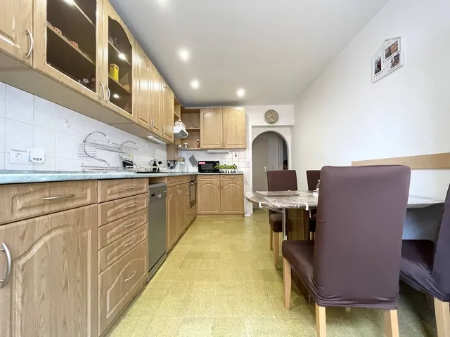 Eladó lakás Sopron, Belváros 64 nm