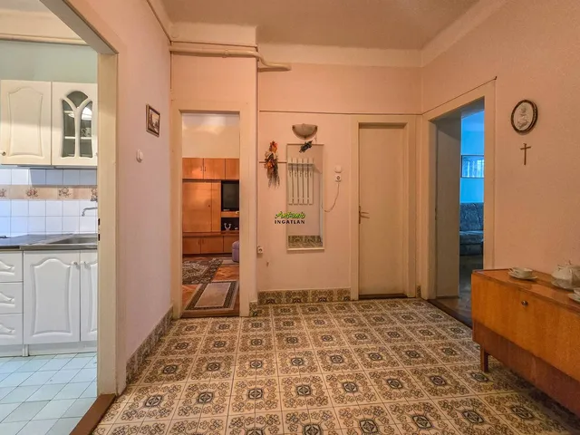 Eladó lakás Sopron, Belváros 74 nm