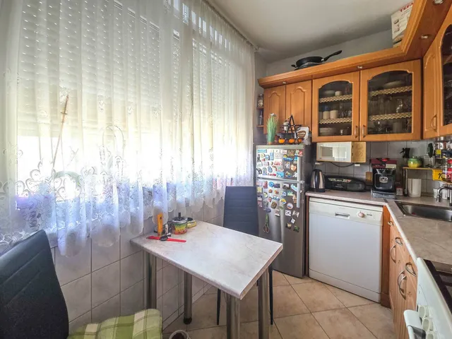 Eladó lakás Sopron, Jereván-lakótelep 53 nm