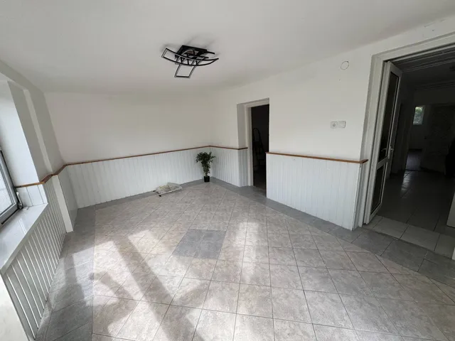 Kiadó lakás Sopron, Ravazd utcai lakótelep 104 nm
