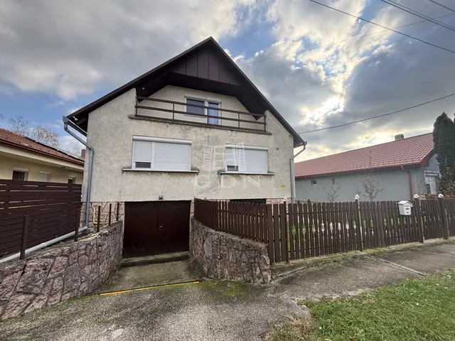 Eladó ház Bábolna 125 nm