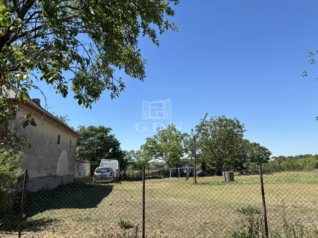 Eladó telek Rétalap 3307 nm