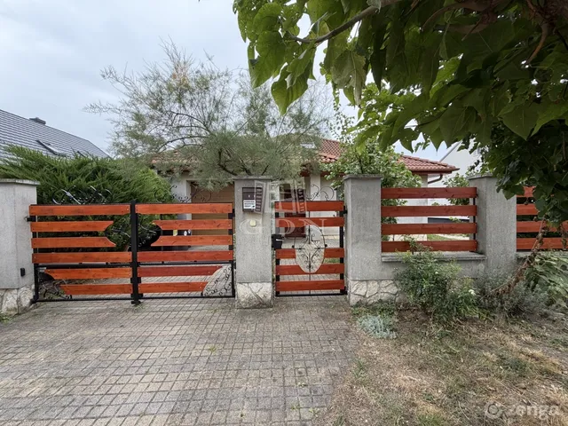 Kiadó ház Bábolna 80 nm