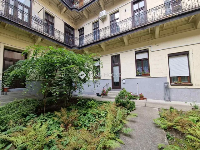 Eladó lakás Budapest VI. kerület, Szív utca 42 nm