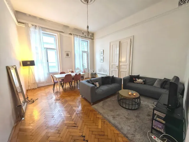 Eladó lakás Budapest VI. kerület 67 nm