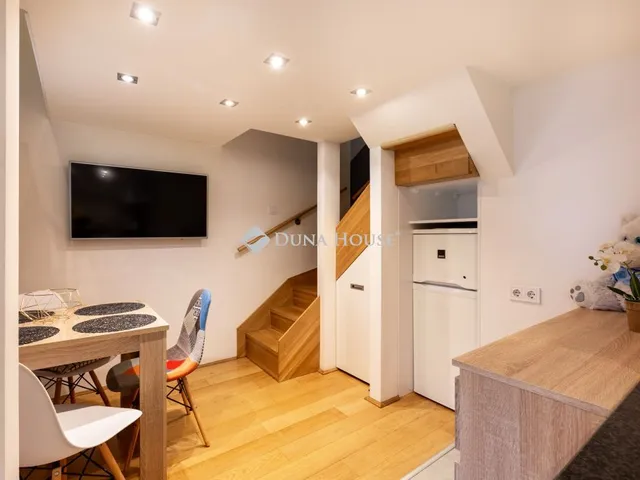 Kiadó lakás Budapest VI. kerület 13 nm