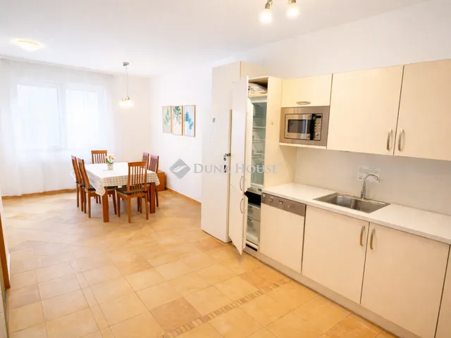 Eladó lakás Budapest VI. kerület 88 nm