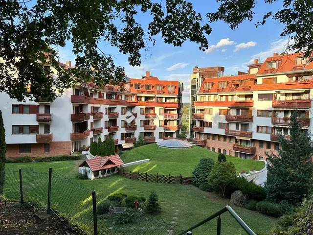 Eladó lakás Budapest II. kerület 118 nm