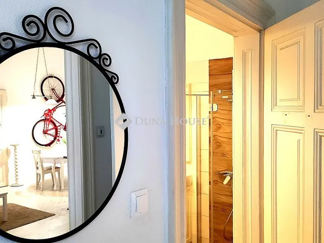 Eladó lakás Budapest V. kerület 76 nm