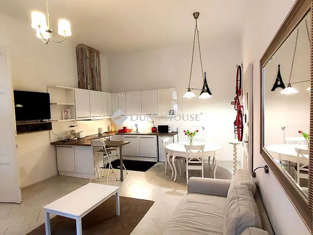 Eladó lakás Budapest V. kerület 76 nm