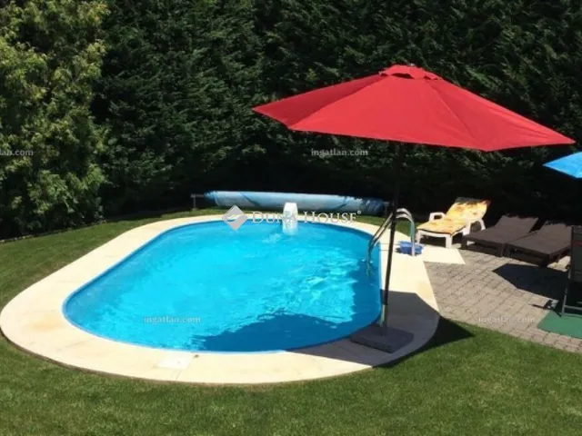 Eladó ház Budapest XVI. kerület 317 nm