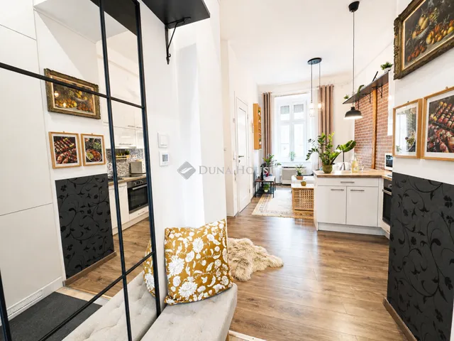 Eladó lakás Budapest VIII. kerület, Berzsenyi utca 35 nm