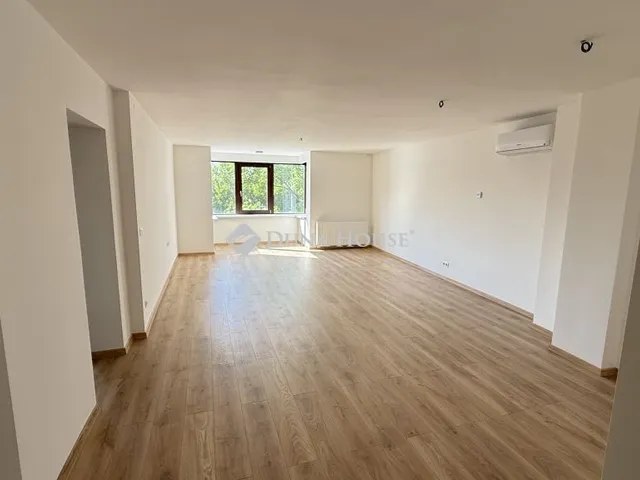 Eladó lakás Budapest VI. kerület 78 nm
