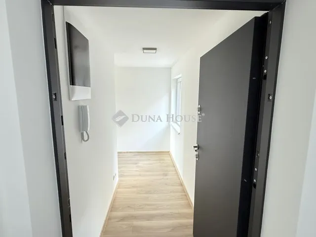 Eladó lakás Budapest VI. kerület 78 nm