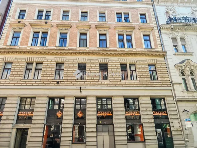 Eladó kereskedelmi és ipari ingatlan Budapest VI. kerület, Teréz körút 762 nm