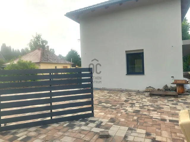 Eladó lakás Siófok, Ezüstpart 68 nm