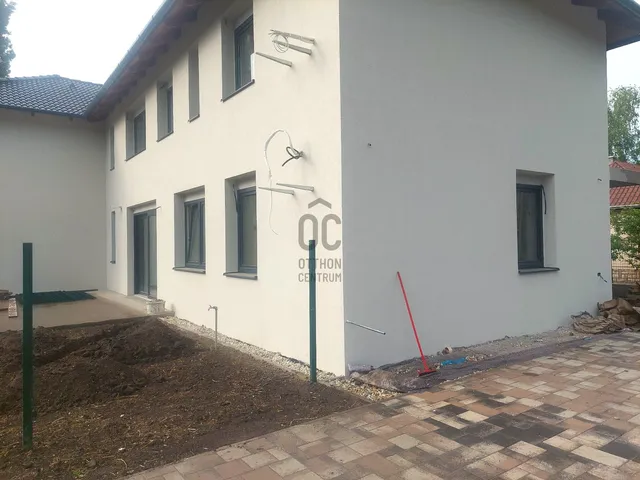 Eladó lakás Siófok, Ezüstpart 64 nm