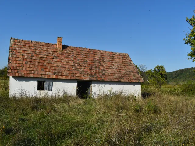 Eladó üdülő és hétvégi ház Hollád 35 nm