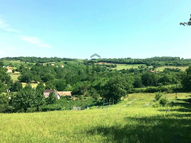 Eladó telek Kőröshegy 3551 nm