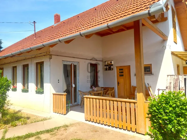 Eladó ház Balatonszemes 161 nm
