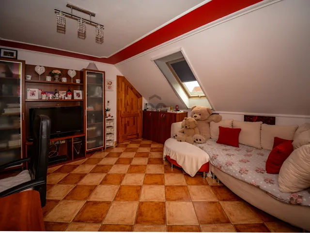 Eladó ház Balatonlelle 180 nm