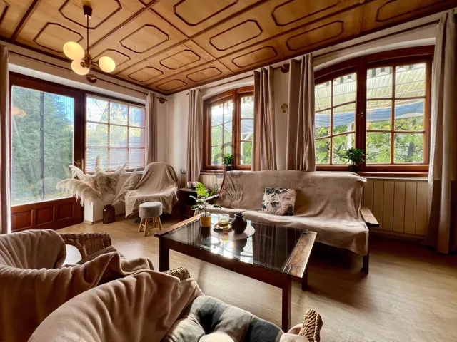 Eladó ház Balatonlelle 215 nm