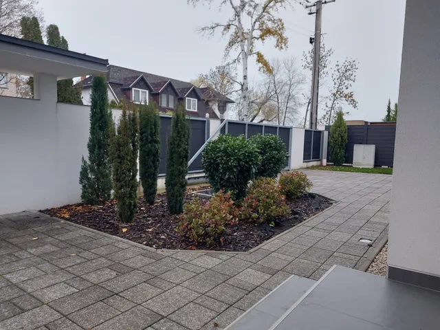 Eladó ház Balatonboglár 242 nm