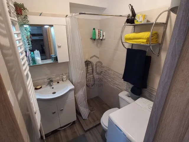 Eladó lakás Balatonlelle 17 nm