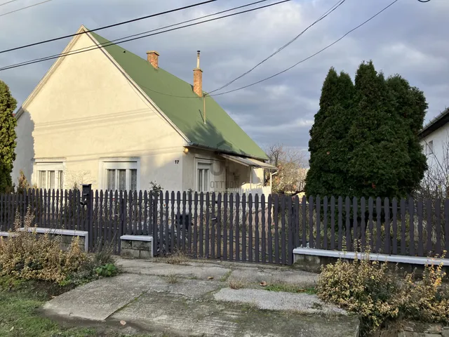 Eladó üdülő és hétvégi ház Balatonföldvár 99 nm