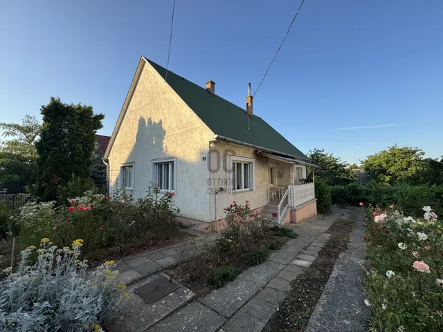 Eladó üdülő és hétvégi ház Balatonföldvár 99 nm