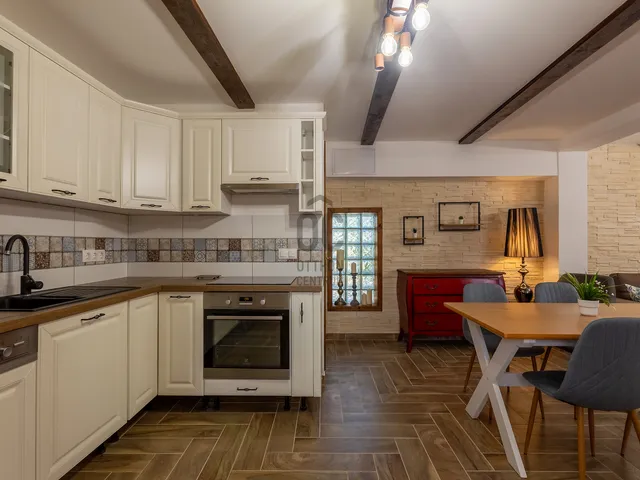 Eladó ház Kékkút 248 nm