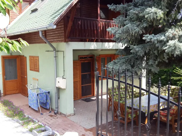 Eladó üdülő és hétvégi ház Fonyód 200 nm