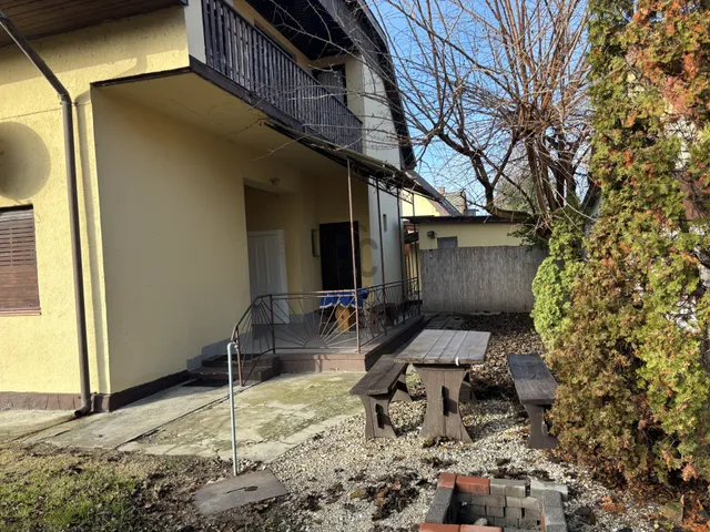 Eladó ház Balatonlelle 220 nm