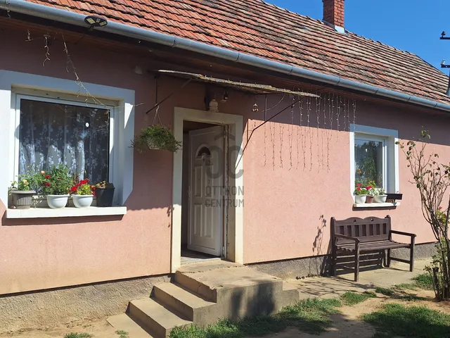 Eladó ház Öreglak 76 nm
